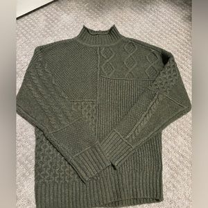 Dark green American Eagle turtleneck sweater